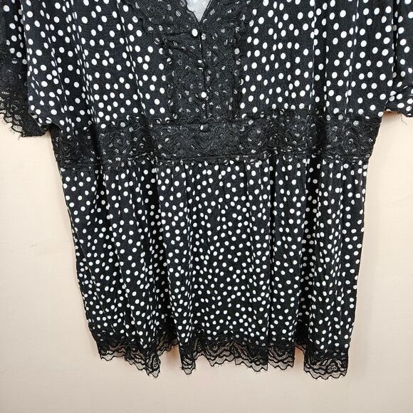 Torrid Babydoll Button-Front Top. Black & White 3X - Picture 7 of 12